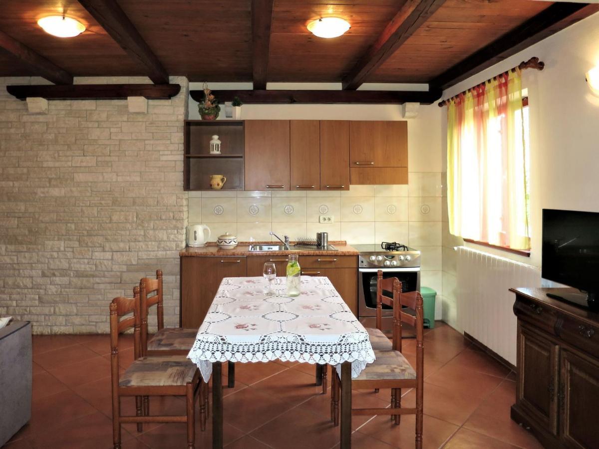 Apartment Ivan&Tina - ROJ455 Kanfanar Buitenkant foto